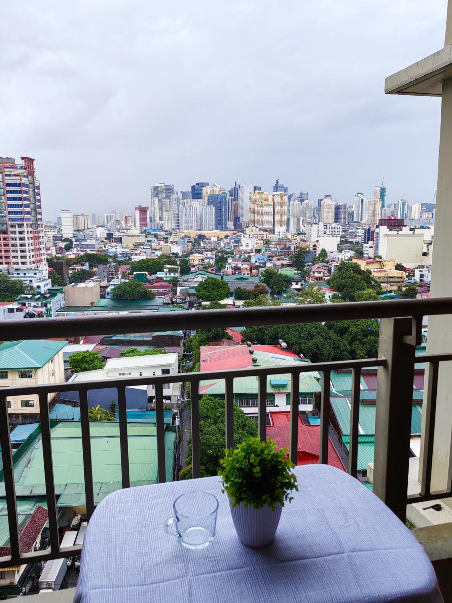 La Verti Residences Staycation Manila Kültér fotó